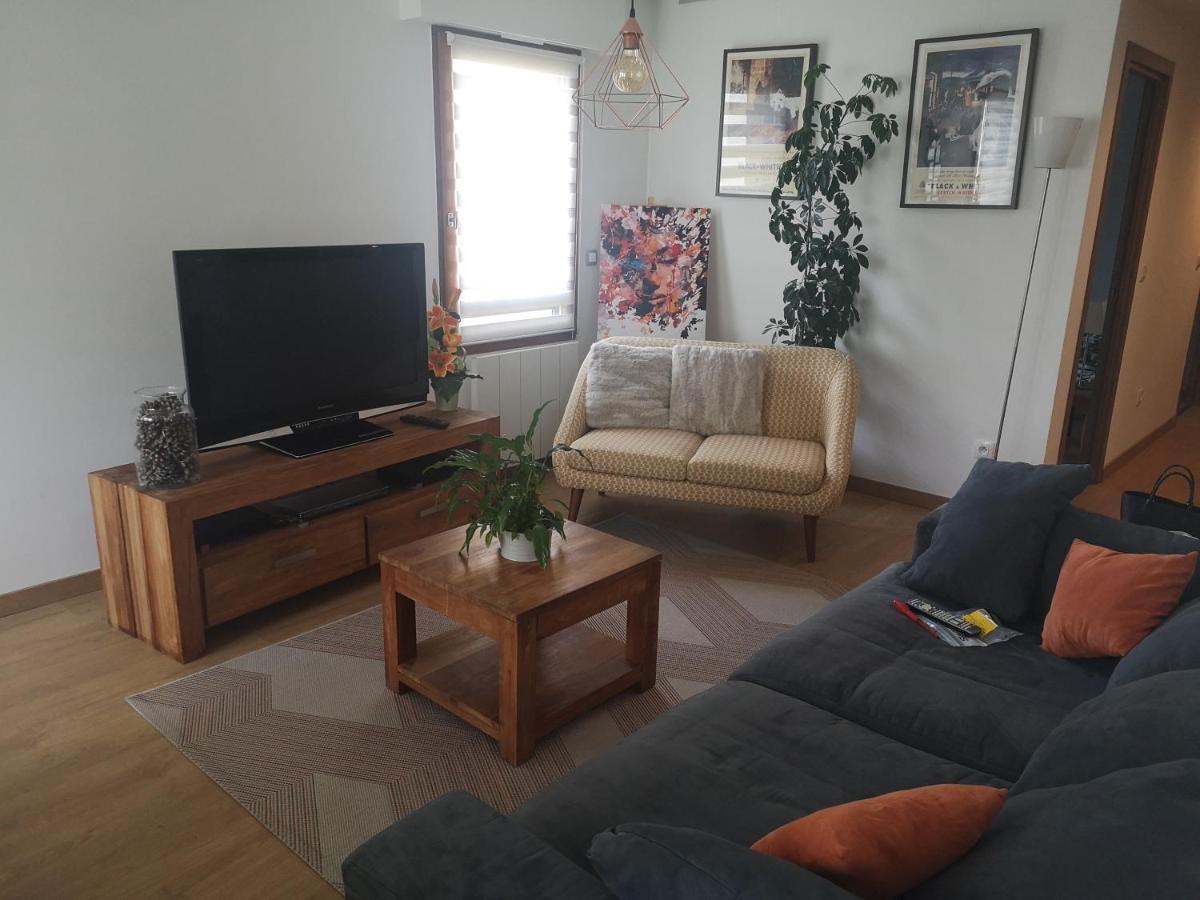 Appartement Meuble Tout Confort Scionzier Eksteriør bilde